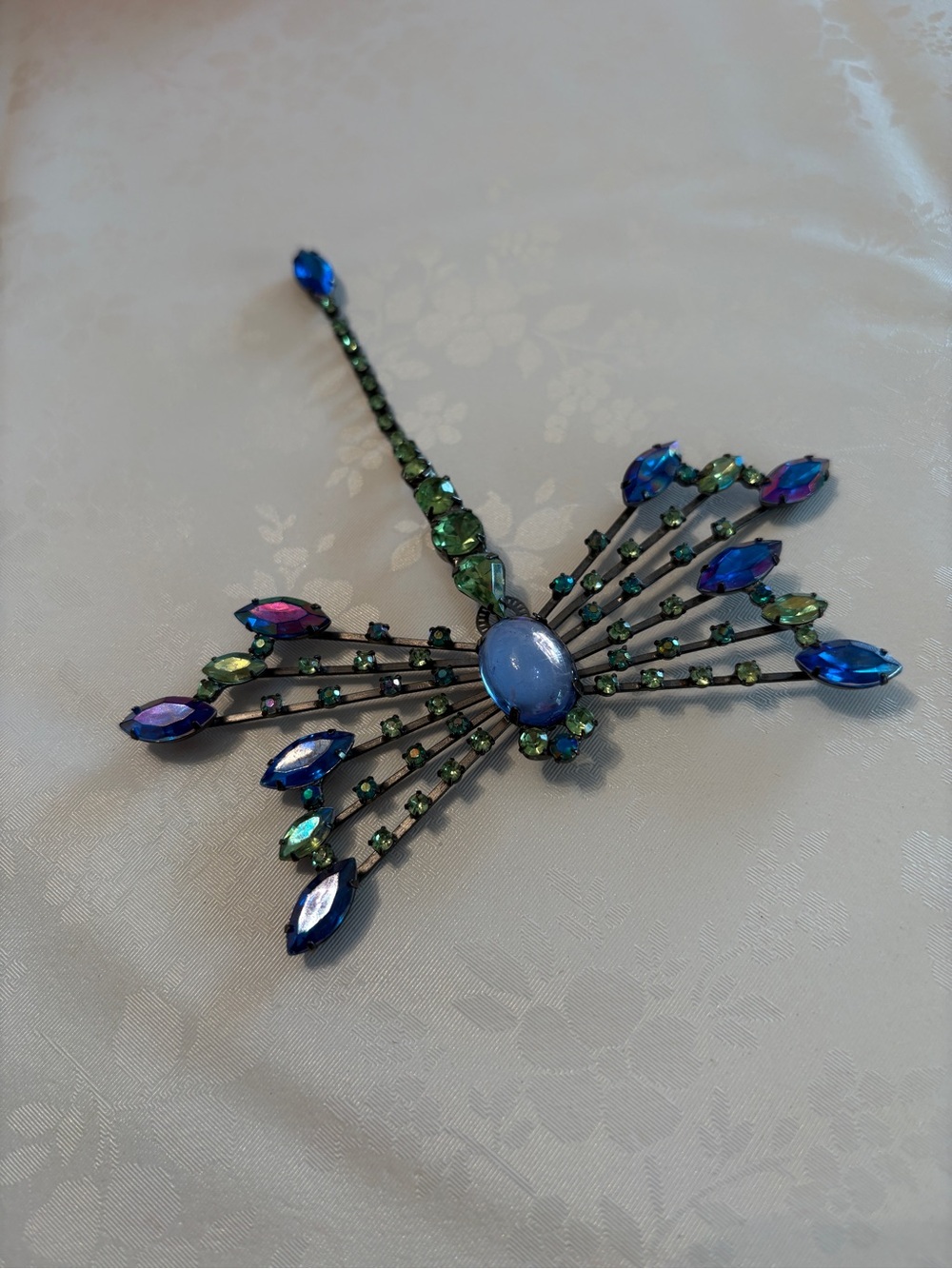 Avon dragonfly dangle brooch blue green aurora borealis rhinestones